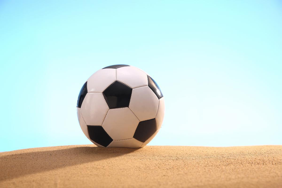 足球红单推荐app多端展示